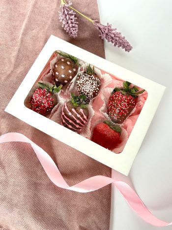 Коробка с окном универсальная под моти/клубнику в шоколаде/зефир/печенье, белая — изображение 3