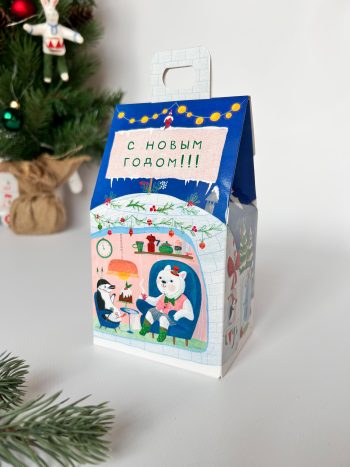 Коробка новогодняя подарочная Новогоднее иглу, 91х70х157 (+30) мм (домик)