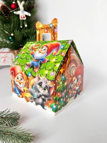 Коробка подарочная Помощники Деда Мороза, 160х140х155 (+52) мм — изображение 3